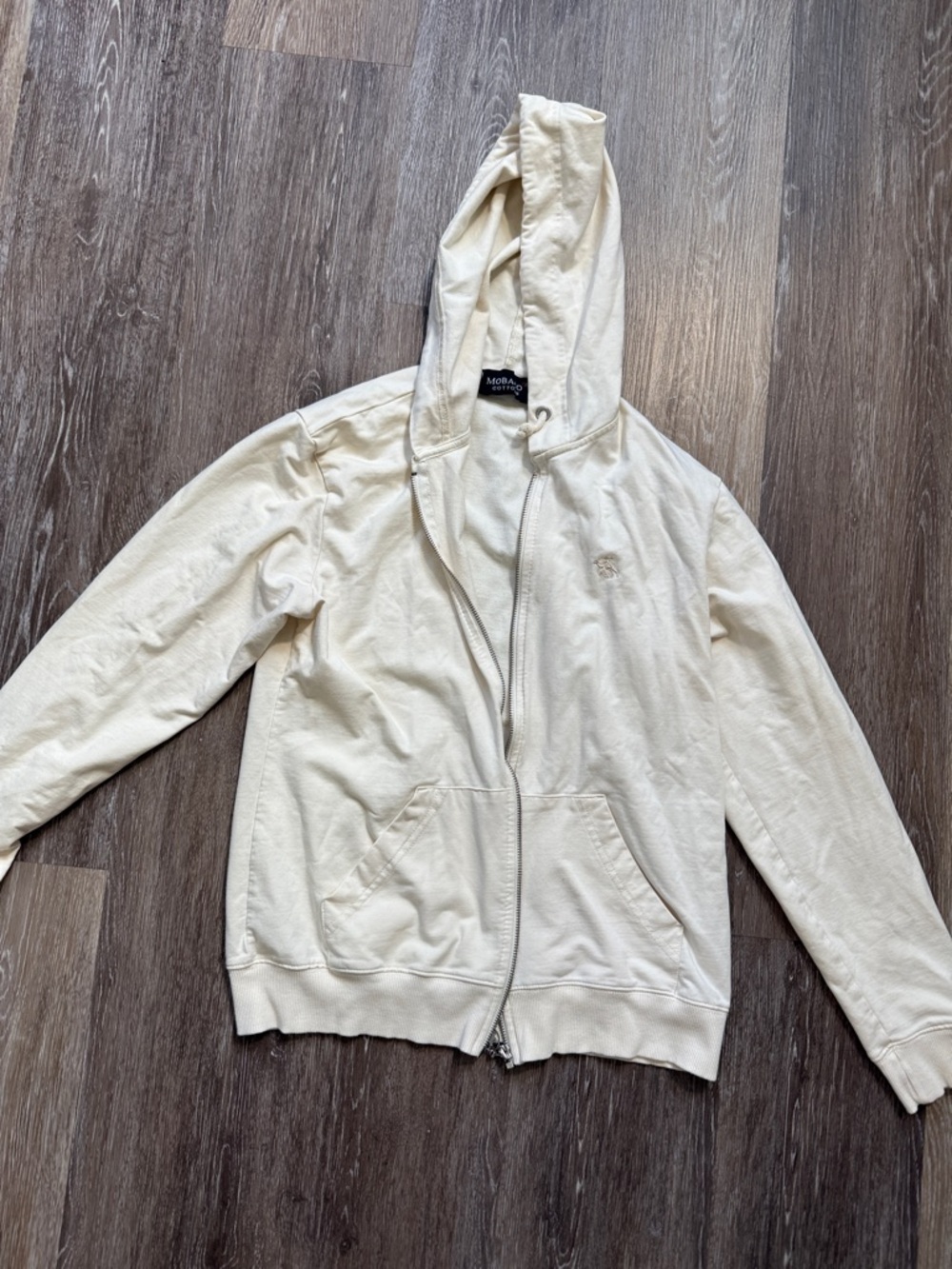Mobaco Cream Zip-Up Hoodie
